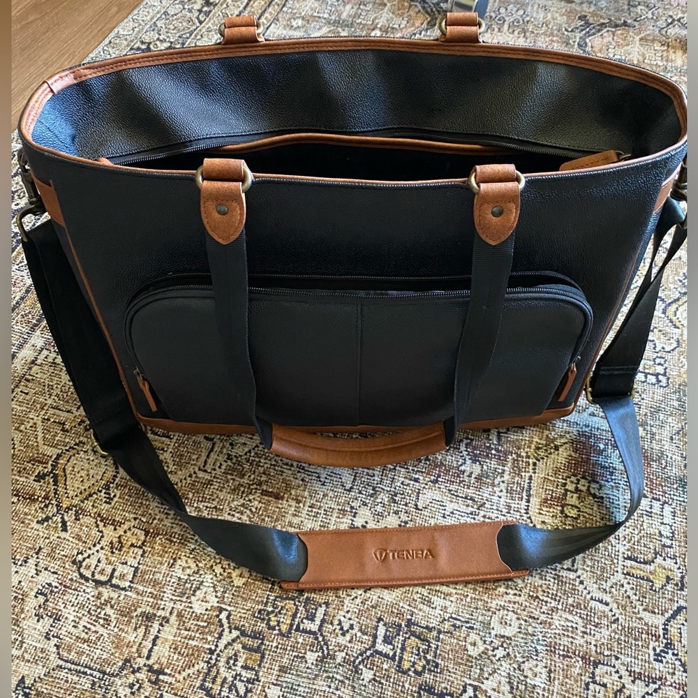 Tenba Sue Bryce Camera Bag, Tote 15 (Black)